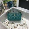 C-C Vanity Case With Top Handle