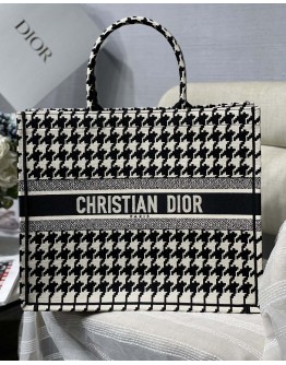 Dior Book Tote bag 