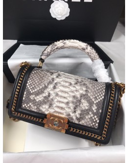 C-C Boy Top Handle Bag 001
