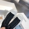  ALEXANDER MCQUEEN Sneakers 002