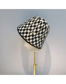 LV Hat 003
