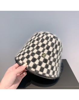 LV Hat 003