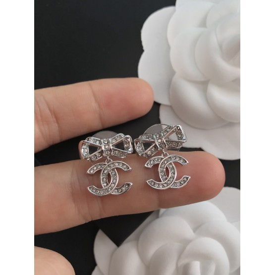 C-C Earrings bowknot
