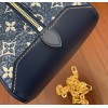 LV M59611 SQUARE BAG