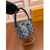 LV M59611 SQUARE BAG