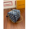 LV M59611 SQUARE BAG