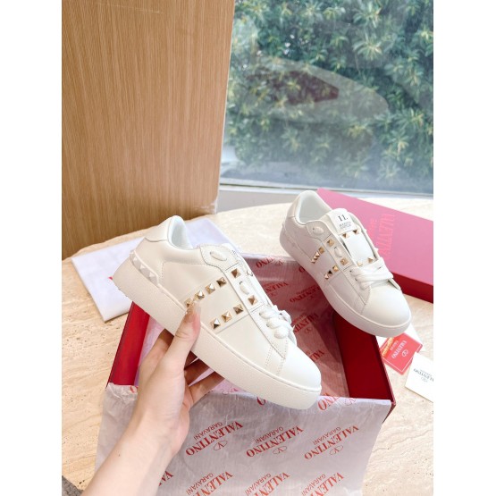 v alentino sneakers