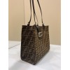 Fendi Tote 001