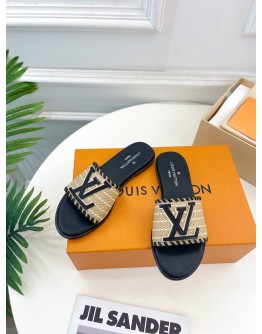 LV Slippers 001
