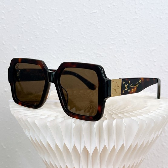 LV sunglasses Z1845E