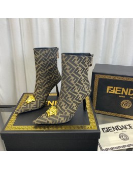 F*ENDI V*ersace Boots