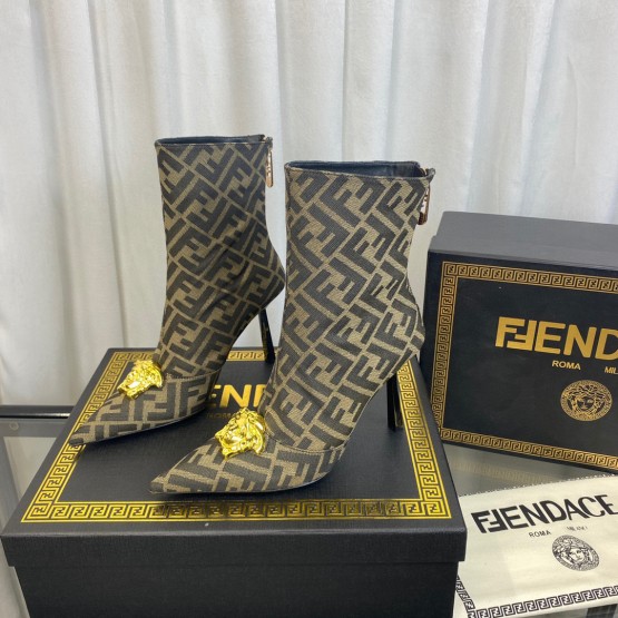 F*ENDI V*ersace Boots