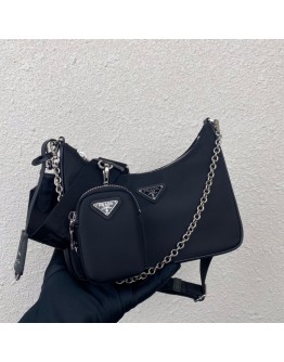 Re-Edition 2005 nylon shoulder bag