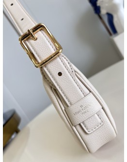 LV M82487 Mini Moon shoulder bag pink/white/black