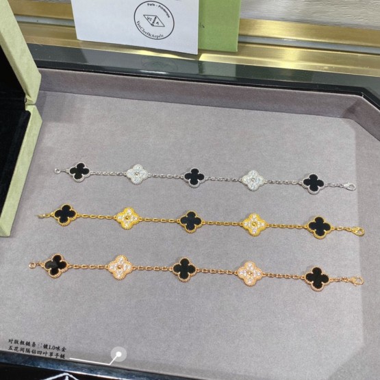 VCA Bracelet
