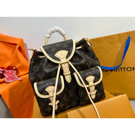 lv Excursion backpack M46932