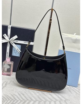 Cleo patent leather shoulder bag 27cm