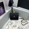 C-C Flap Coin Purse With Chain AP2119