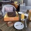 Louis Vuitton Pochette Aessoires Monogram M40712