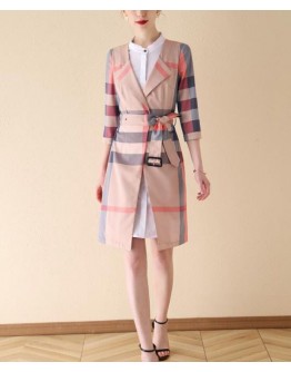 Burberry Women's Checked Short Lace-up Trench Coat