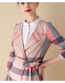 Burberry Women's Checked Short Lace-up Trench Coat