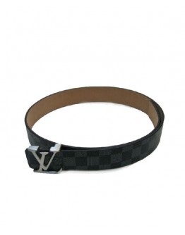 Louis Vuitton Initiales Damier Belt