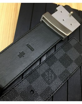 Louis Vuitton LV Initiales 40mm Black
