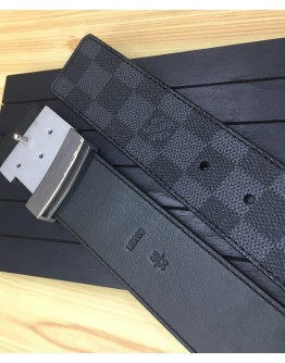 Louis Vuitton LV Initiales 40mm Black