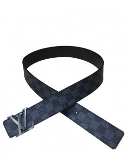Louis Vuitton LV Initiales 40mm Black