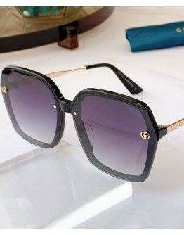 Gucci Square Frame Sunglasses