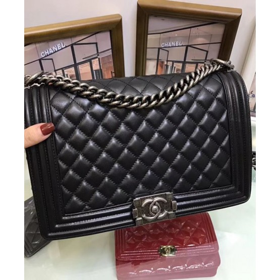 C-C Lambskin Boy 28cm New Medium