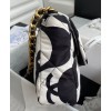 C-C 19 Large Flap Bag AS1161 Black
