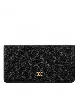 C-C Quilted Bi-fold Wallet in Caviar Black