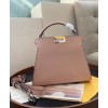 Fendi Peekaboo Iconic Essentially 8BN302