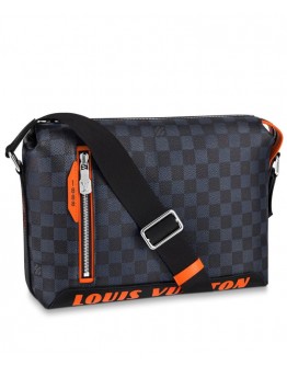 Louis Vuitton Damier Cobalt Race Discovery Messenger PM N40159 Black