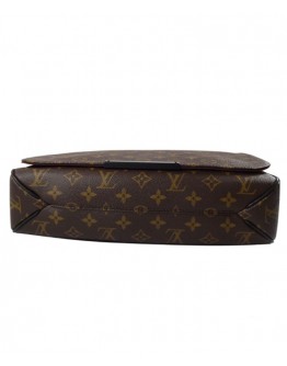 Louis Vuitton Monogram District M40934 Brown