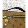 Louis Vuitton Pochette Metis M41465 Coffee