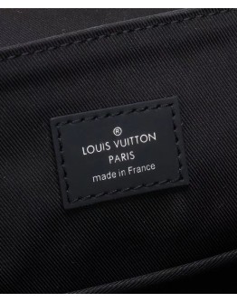 Louis Vuitton District MM M44001 Black