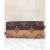 Louis Vuitton Onthego MM M45321 Brown