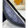 Louis Vuitton Discovery Bumbag M57276 Black