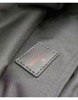 Louis Vuitton Pochette Apollo M62905 Black