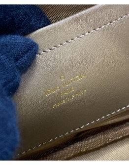 Louis Vuitton Utility Crossbody M80446 Brown