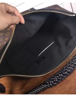 Louis Vuitton Traiangle Softy M44130 Brown