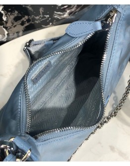Prada Re-Edition 2005 nylon shoulder bag