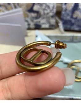 Dior 30 Montaigne Hoop Earrings Golden