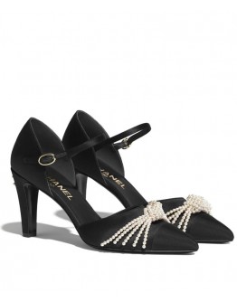 C-C Women Pumps With Straps Black